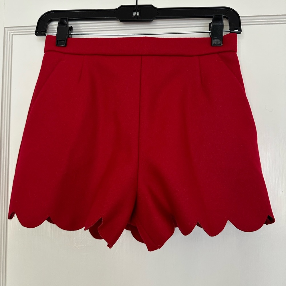 Red Valentino Pressed Boucle Scalloped Hem Shorts in Red, Size IT 36, NET